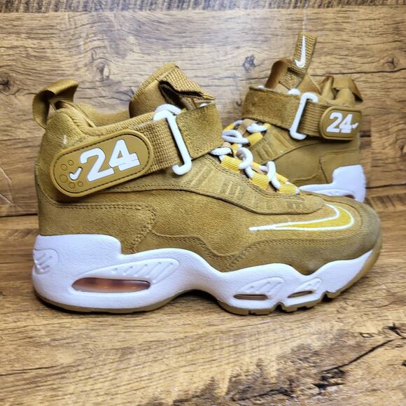 Nike Air Griffey Max 1 Wheat suede high top sneaker size 4 Youth. - Picture 1 of 13
